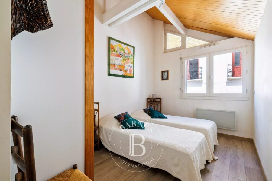 Appartement à vendre à Saint-jean-de-luz — Vue montagne — photo 7