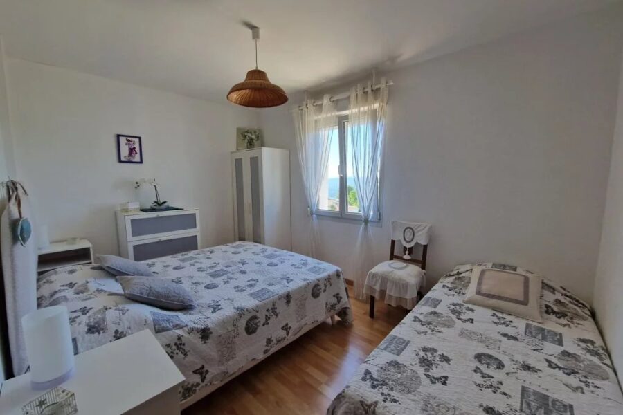 Maison à vendre à Lorgues — Vue montagne — photo 10
