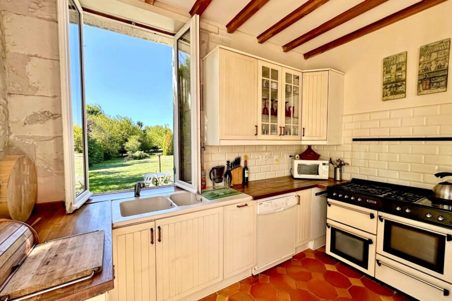 Maison à vendre à Saint-dizant-du-gua — Vue parc & jardin — photo 10