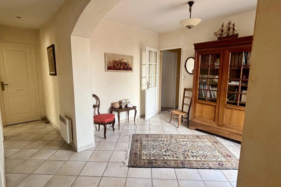 Maison à vendre à Tourrettes — Vue parc & jardin — photo 12
