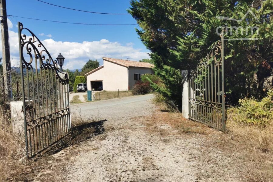 Maison à vendre à Lablachère — Vue montagne — photo 12