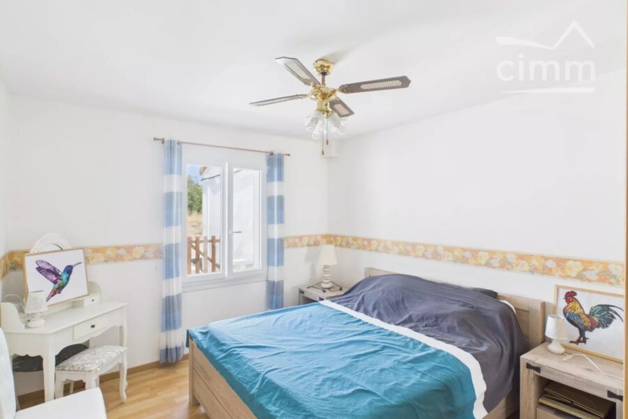 Maison à vendre à Lagorce — Vue montagne — photo 9