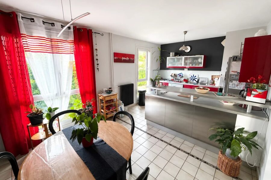 Appartement à vendre à Saint-Étienne — Vue nature — photo 2