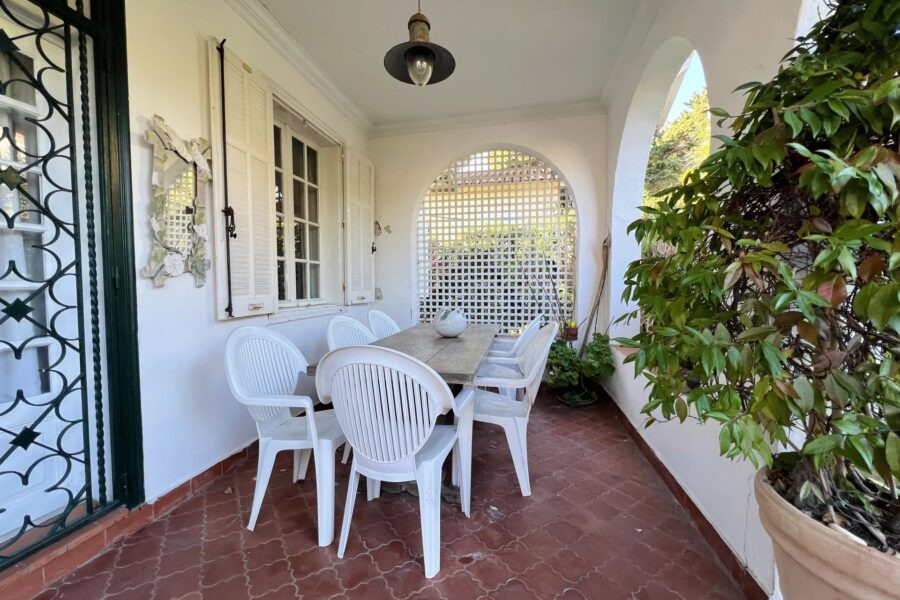 Maison à vendre à Antibes — Vue parc & jardin — photo 10