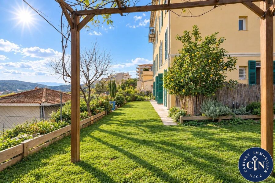 Appartement à vendre à Nice — Vue sur la ville — photo 12