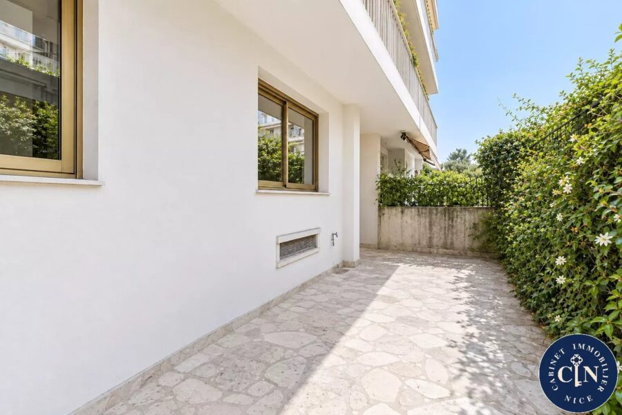 Appartement à vendre à Nice — Vue sur la ville — photo 7