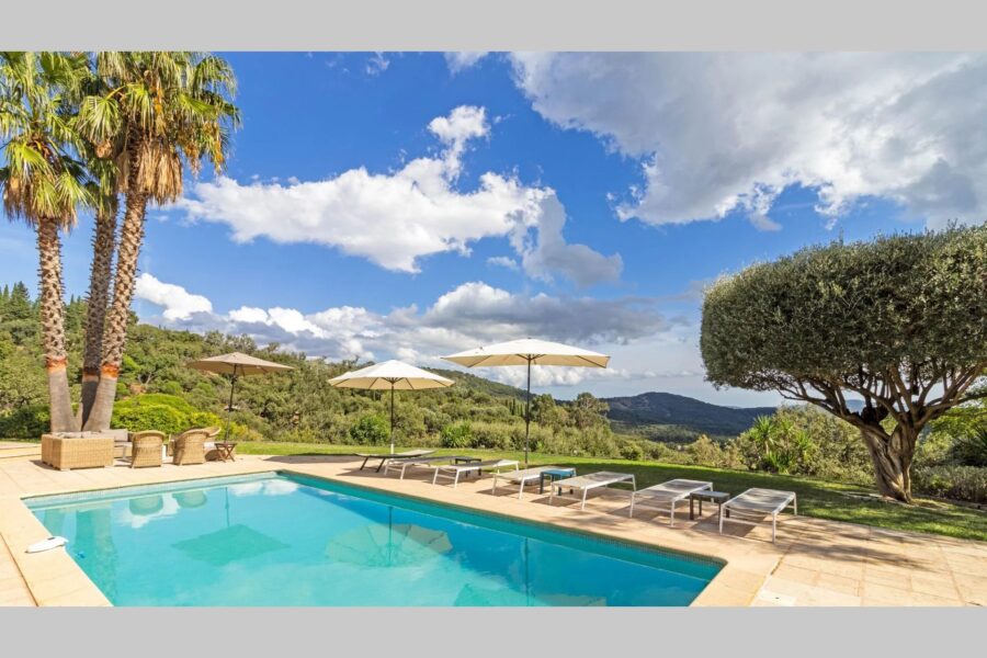 Maison à vendre à La garde-freinet — Vue montagne — photo 7