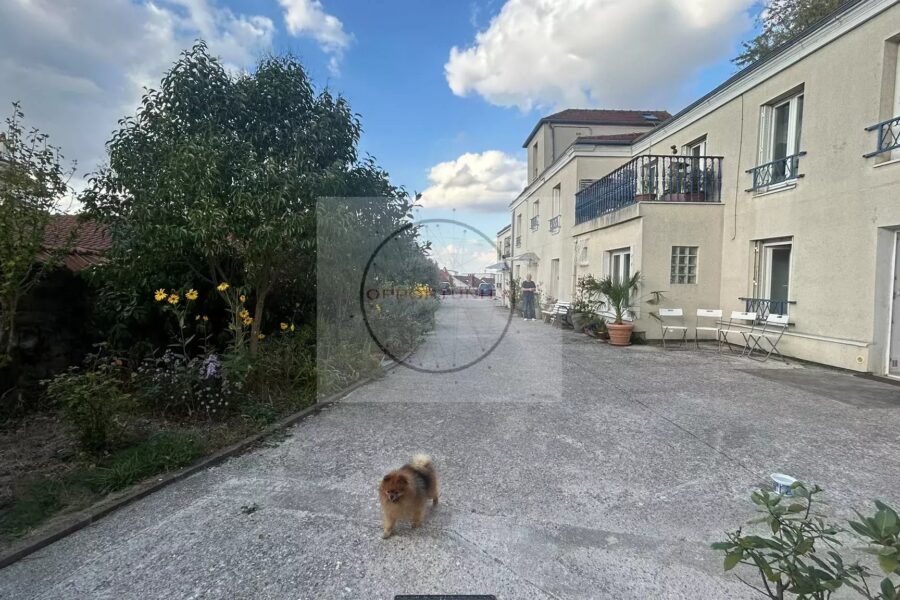 Appartement à vendre à Les lilas — Vue parc & jardin — photo 8