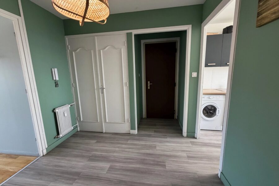 Appartement à vendre à Saint-Étienne — Vue sur la ville — photo 17