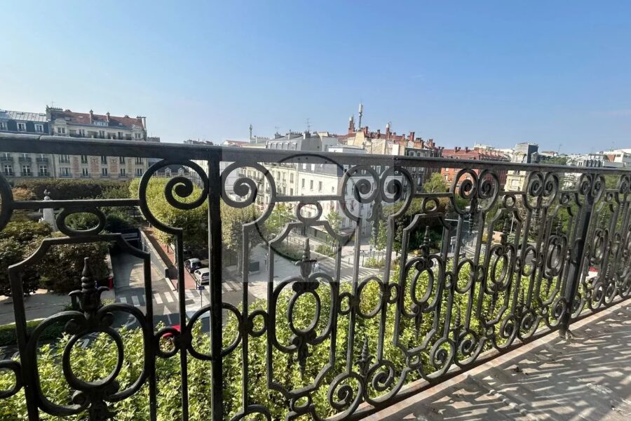Appartement à vendre à Saint-mandé — Vue sur la ville — photo 5
