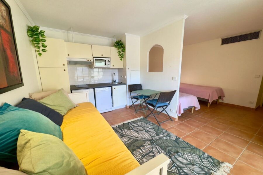 Appartement à vendre à Mandelieu-la-napoule — Vue nature — photo 8