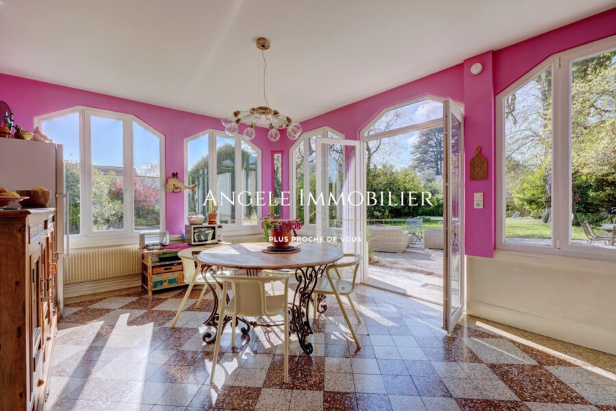Maison à vendre à Écully — Vue parc & jardin — photo 1