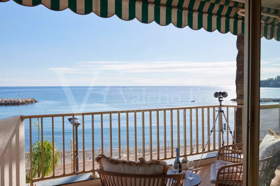 Appartement à vendre à Roquebrune-cap-martin — Vue mer — photo 1