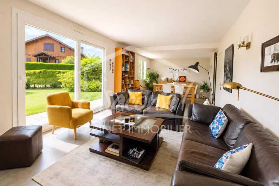 Maison à vendre à Sallanches — Vue montagne — photo 6