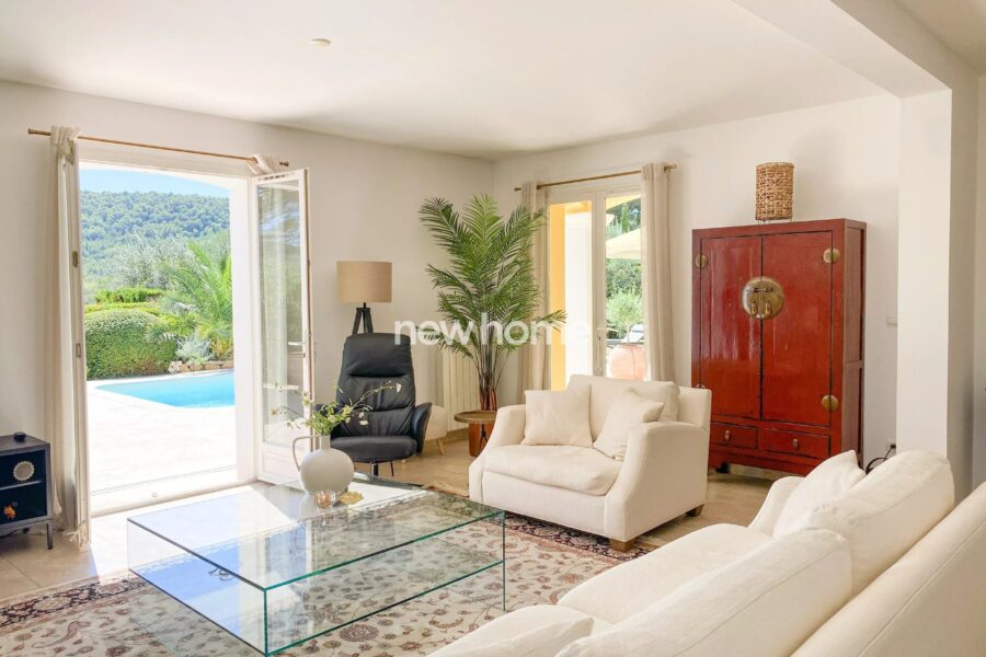 Maison à vendre à Salernes — Vue montagne — photo 12