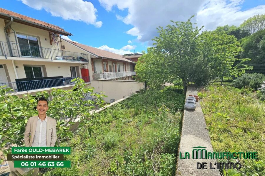 Appartement à vendre à La ricamarie — Vue parc & jardin — photo 2
