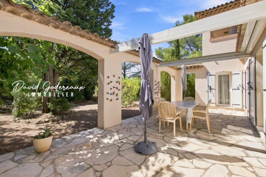 Maison à vendre à Saint-raphaël — Vue nature — photo 4