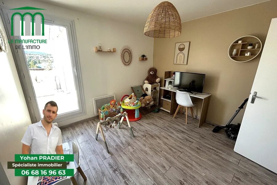 Appartement à vendre à Saint-Étienne — Vue montagne — photo 13
