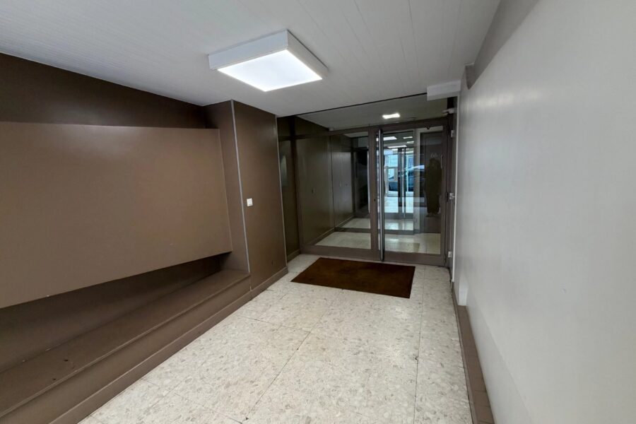 Appartement à vendre à Saint-Étienne — Vue sur la ville — photo 18