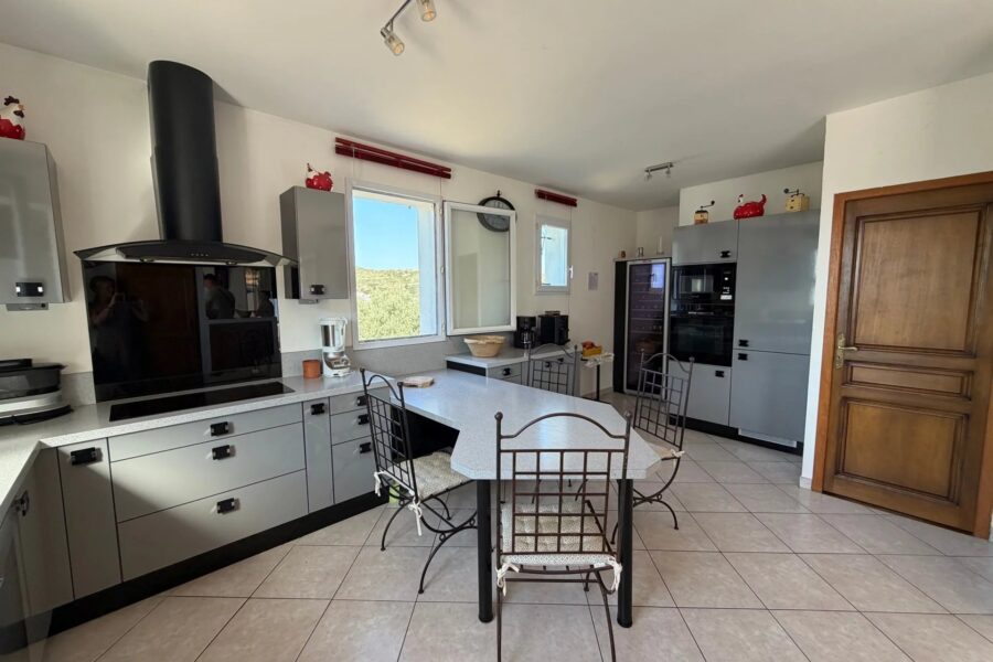 Maison à vendre à Istres — Vue lac — photo 12