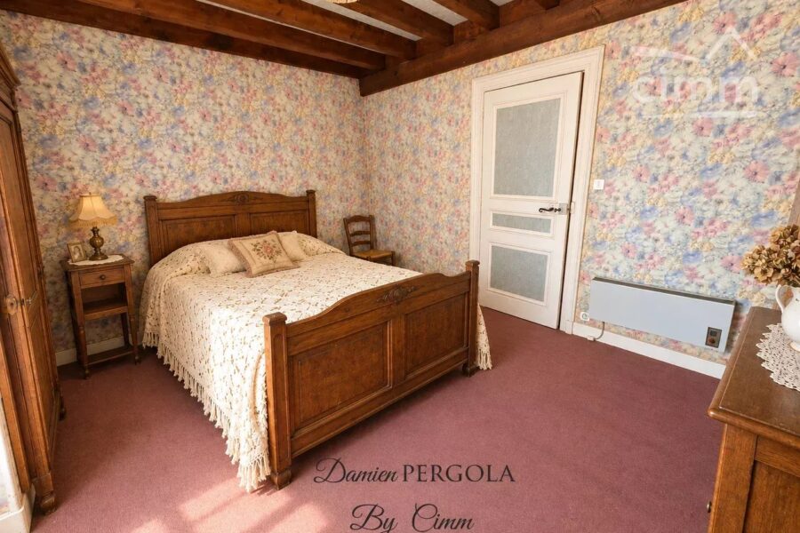 Maison à vendre à Montignac-lascaux — Vue fleuve — photo 9