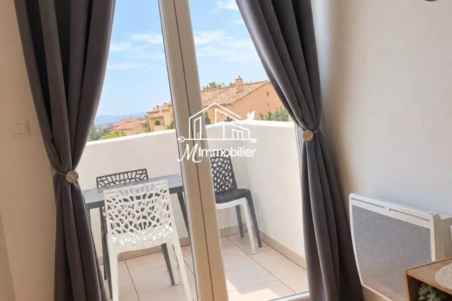 Appartement à louer à Saint-Pierre-la-Mer — Vue mer — photo 6