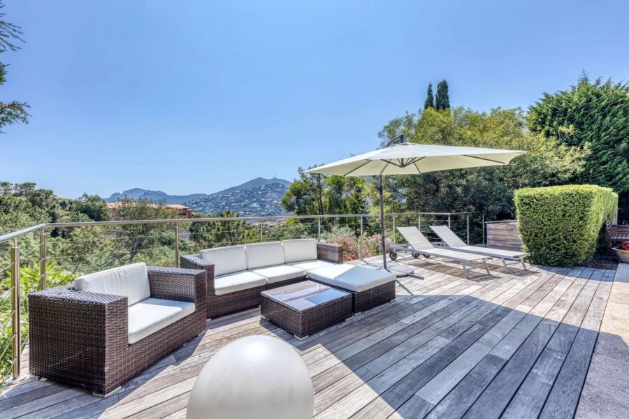Maison à vendre à Théoule-sur-mer — Vue montagne — photo 10