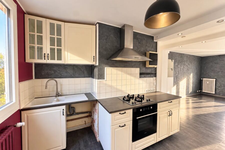 Appartement à vendre à Saint-Étienne — Vue nature — photo 4