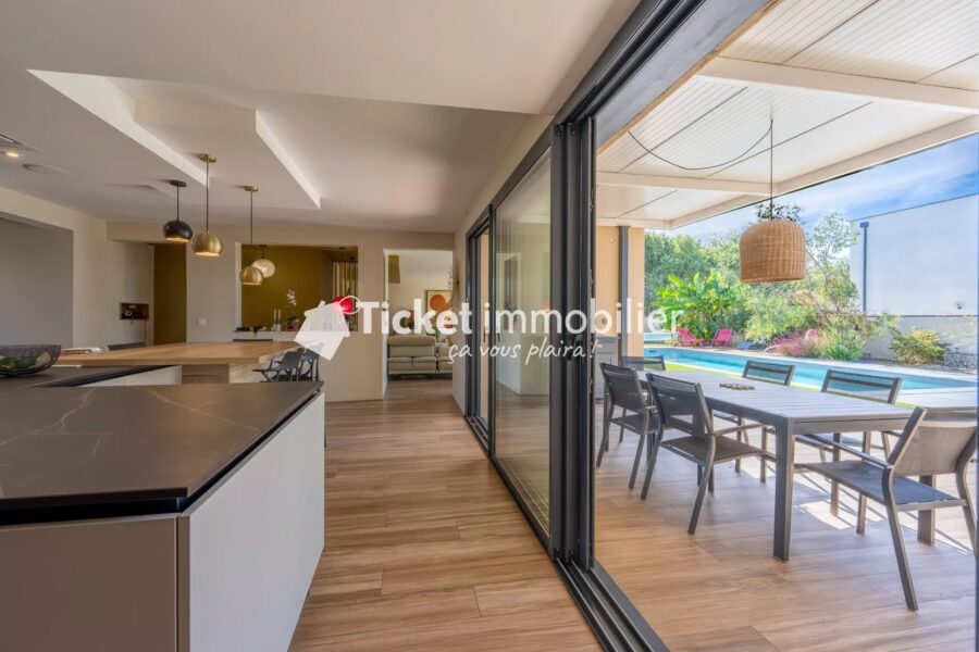 Maison à vendre à Cornebarrieu — Vue parc & jardin — photo 12