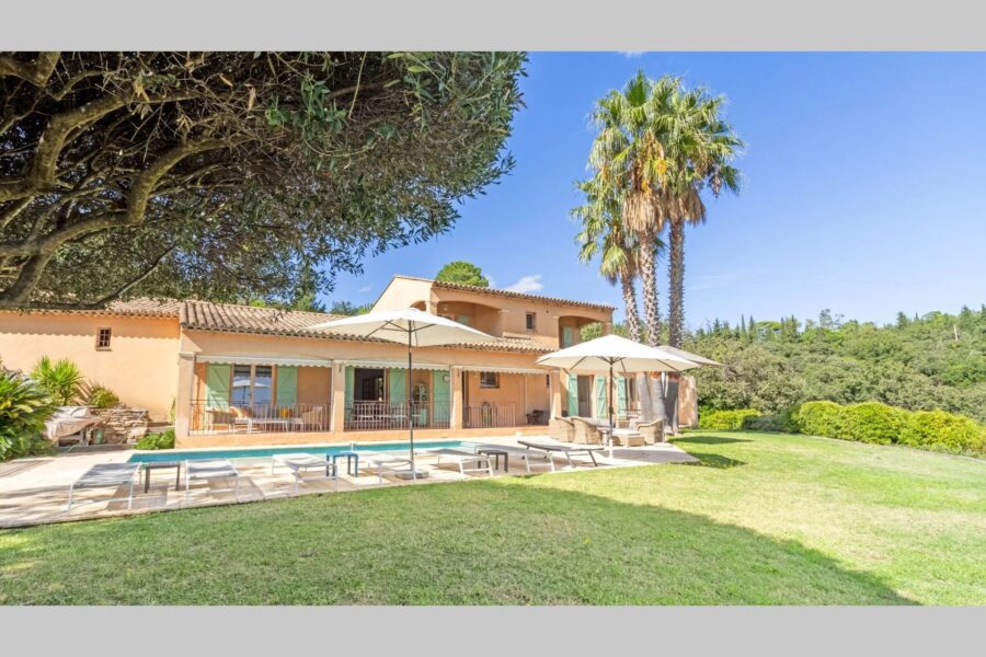 Maison à vendre à La garde-freinet — Vue montagne — photo 10