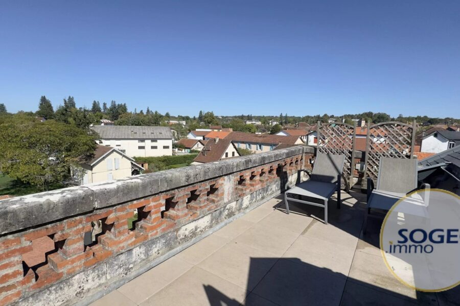 Appartement à vendre à Salies-de-béarn — Vue sur la ville — photo 7