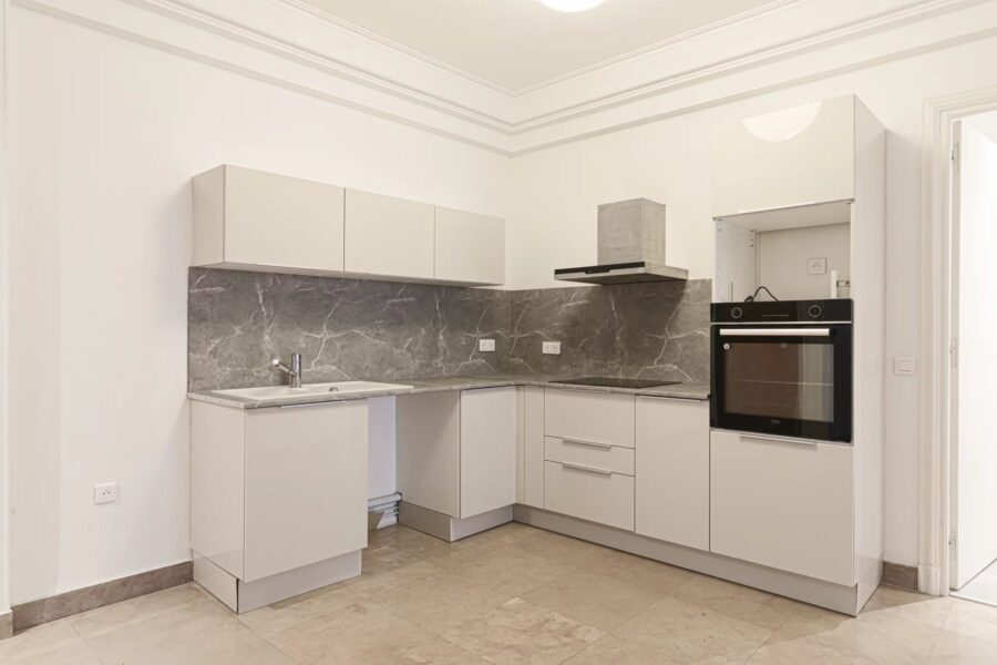 Appartement à vendre à Nice — Vue sur la ville — photo 9