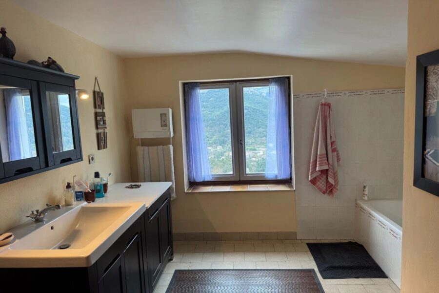 Maison à vendre à Sumène — Vue montagne — photo 27