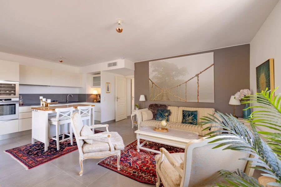 Appartement à vendre à Cavalaire-sur-mer — Vue parc & jardin — photo 5