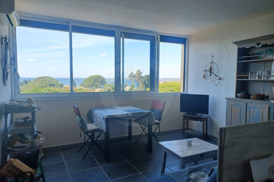 Appartement à vendre à Balaruc-les-bains — Vue mer — photo 2