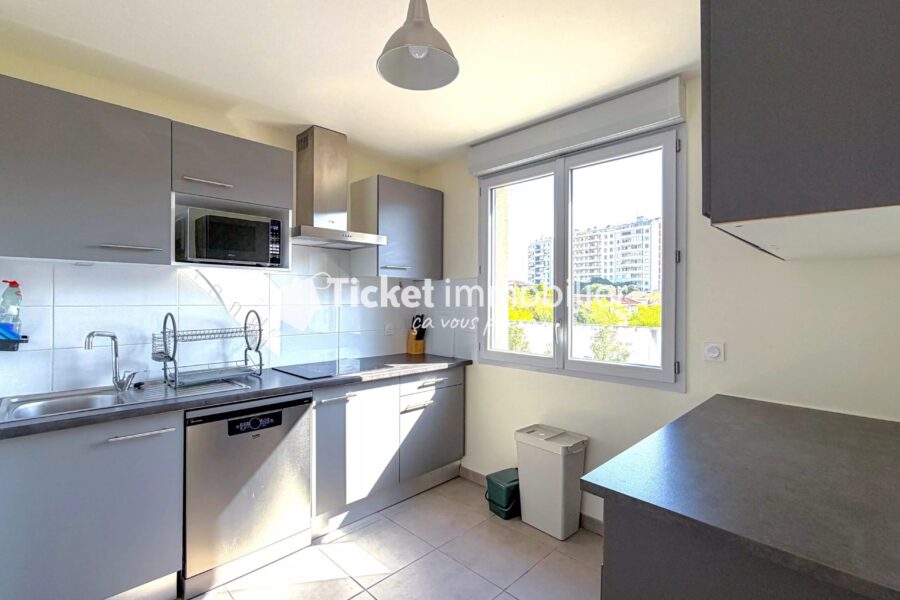 Appartement à louer à Toulouse — Vue sur la ville — photo 4