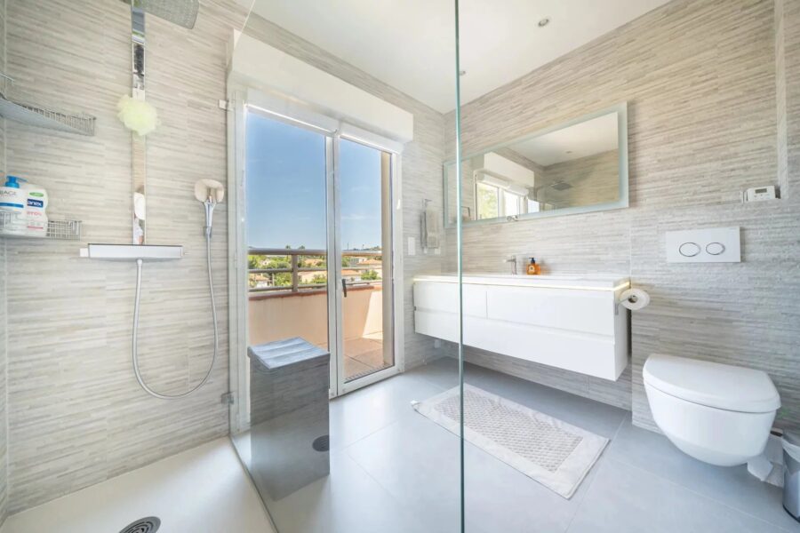 Appartement à vendre à Antibes — Vue parc & jardin — photo 16