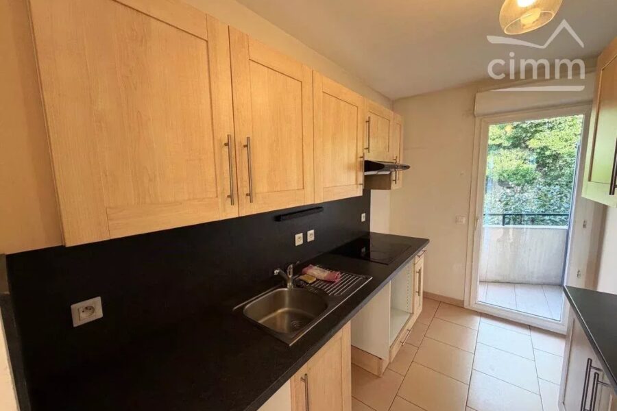 Appartement à vendre à Grasse — Vue montagne — photo 4