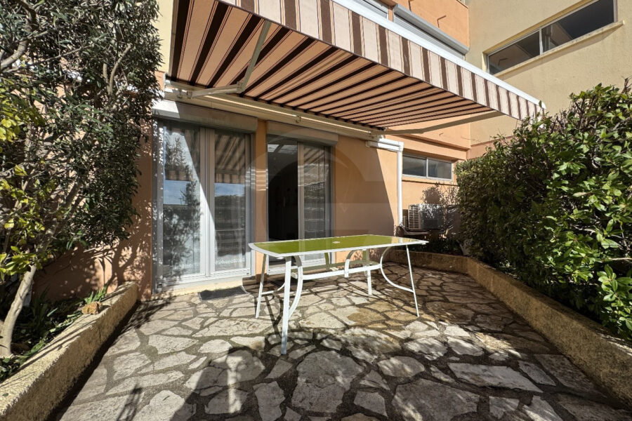 Appartement à vendre à Balaruc-les-bains — Vue mer — photo 9