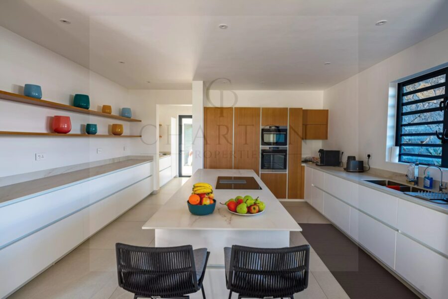 Maison à vendre à Roches noires — Vue parc & jardin — photo 4