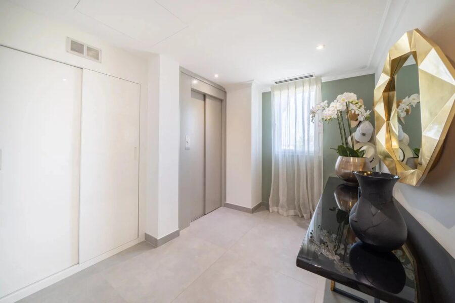Appartement à vendre à Antibes — Vue parc & jardin — photo 18