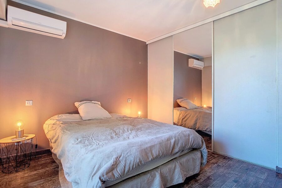 Appartement à louer à Saint-laurent-du-var — Vue mer — photo 9