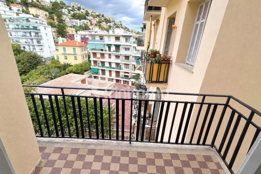 Appartement à vendre à Nice — Vue sur la ville — photo 2