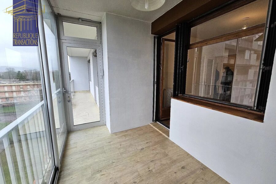 Appartement à vendre à Beaune — Vue sur la ville — photo 9