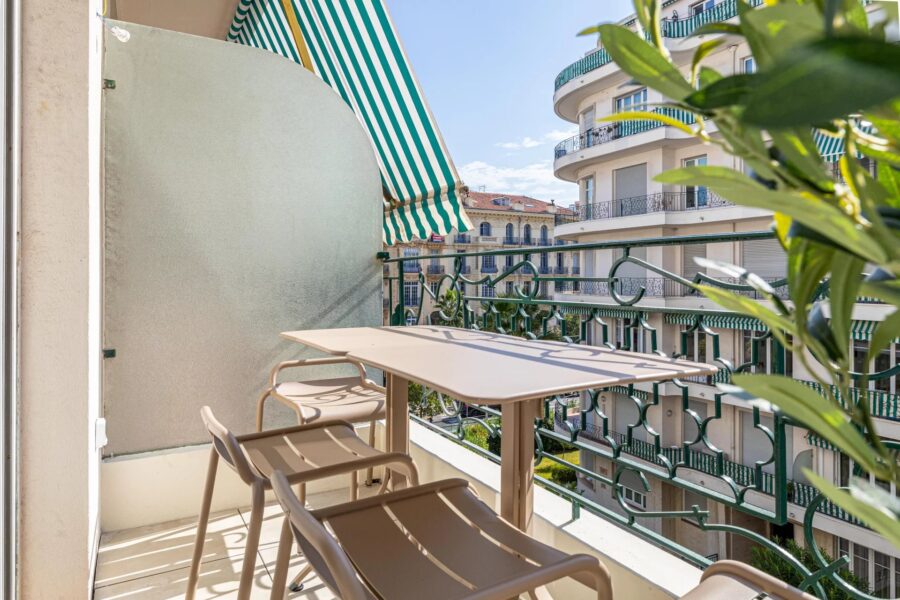 Appartement à vendre à Nice — Vue sur la ville — photo 2