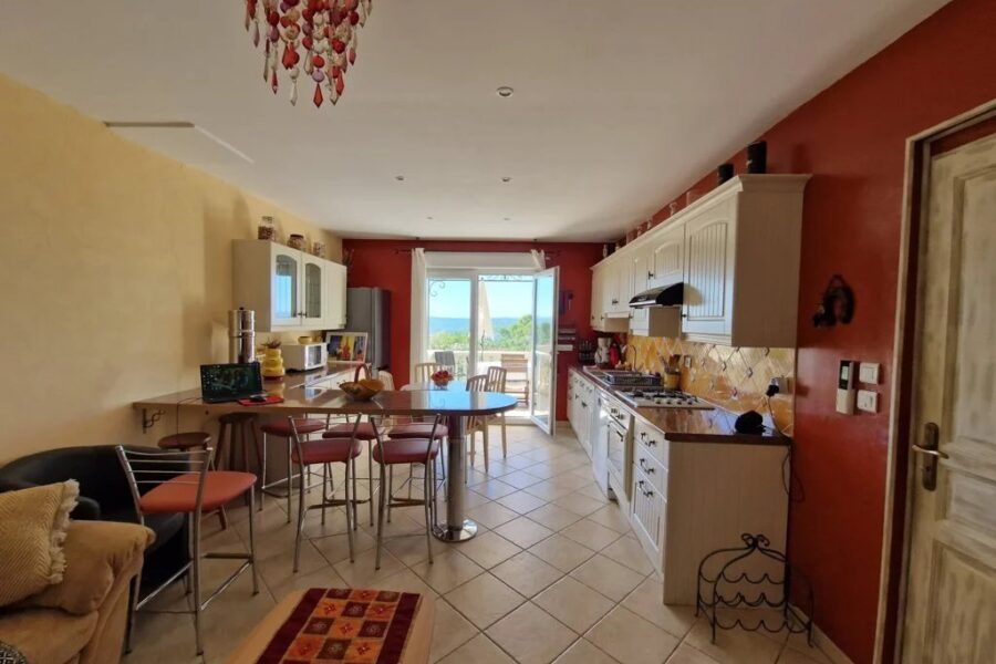 Maison à vendre à Lorgues — Vue montagne — photo 13