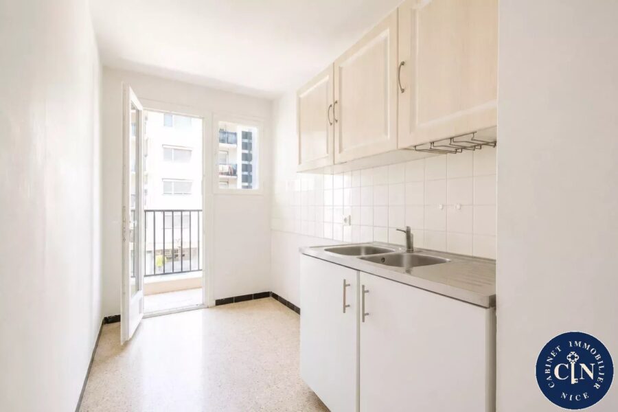 Appartement à vendre à Nice — Vue sur la ville — photo 7
