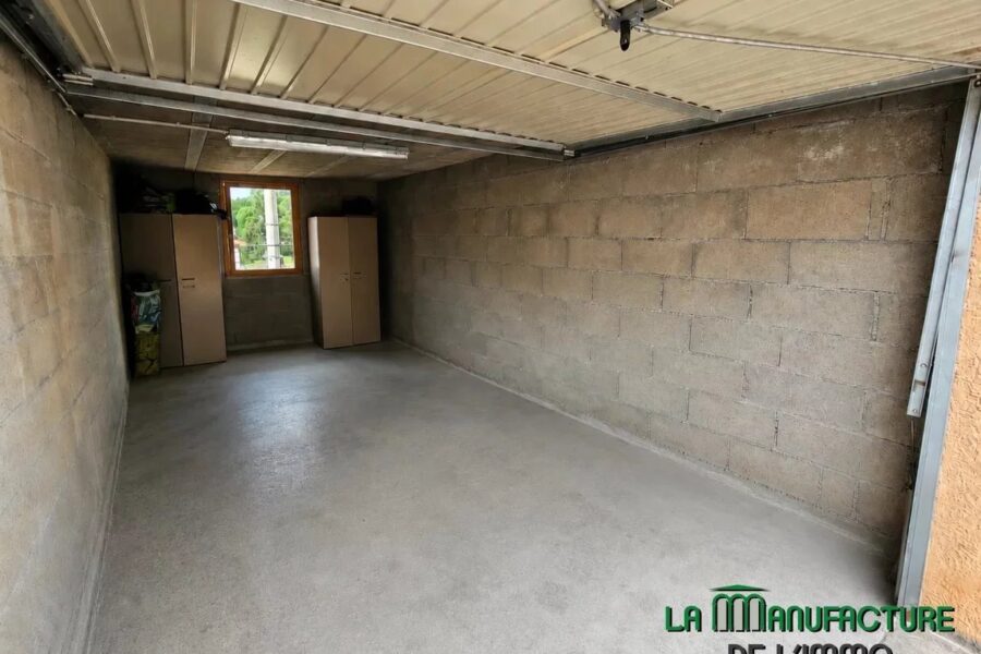 Appartement à vendre à Le chambon-feugerolles — Vue montagne — photo 9