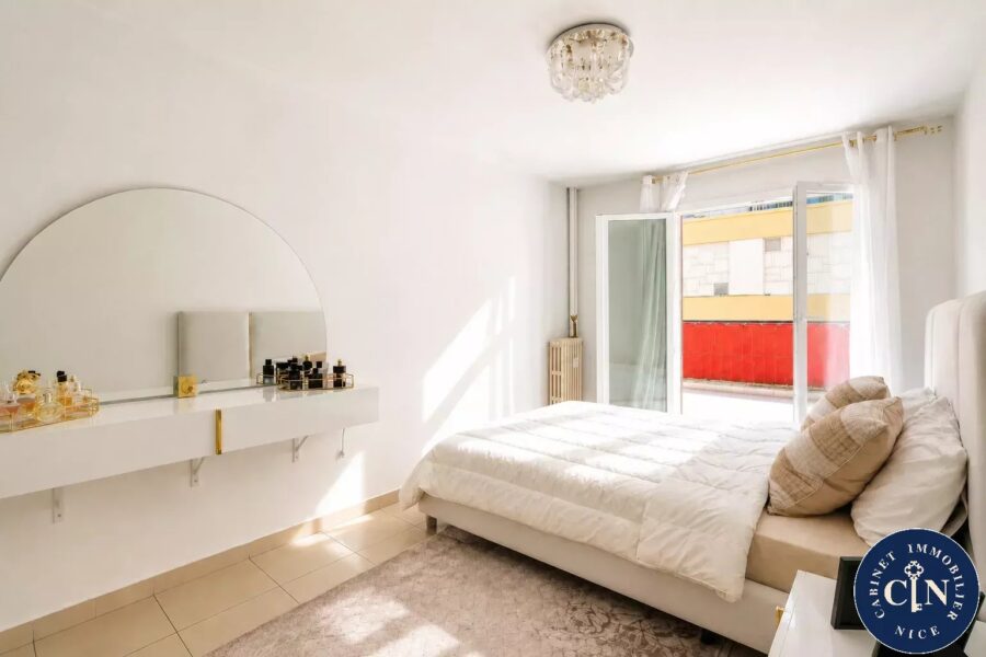 Appartement à vendre à Nice — Vue sur la ville — photo 7