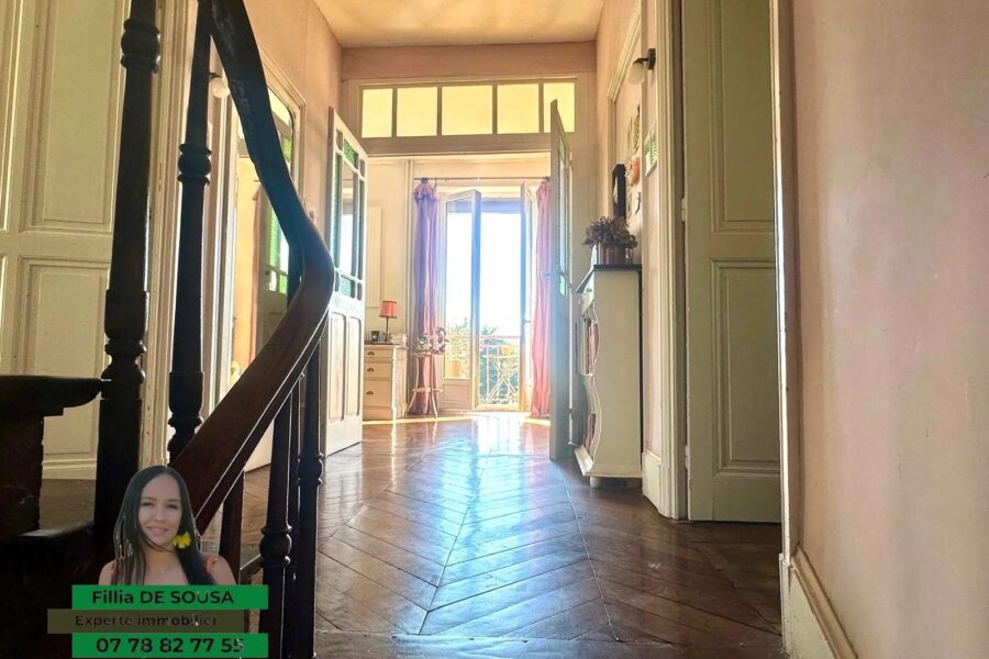 Maison à vendre à Le chambon-feugerolles — Vue nature — photo 8